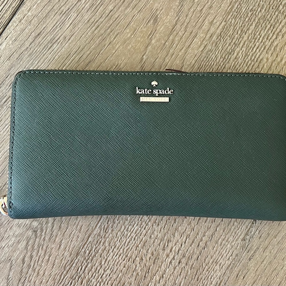 kate spade zip around continental wallet